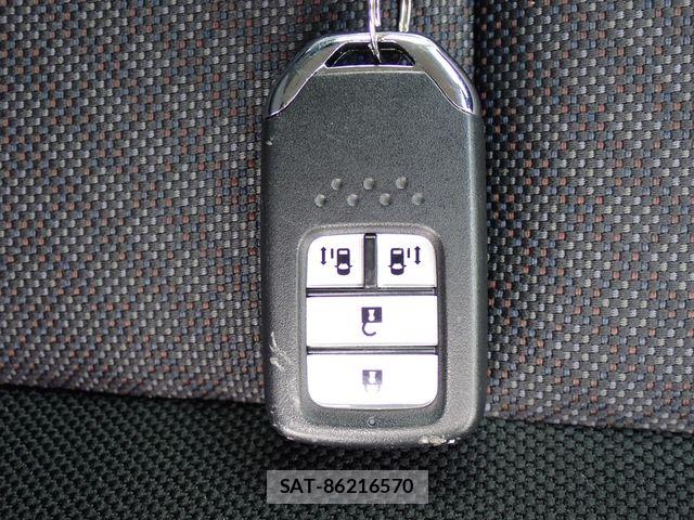 Honda FREED 2023-05 8780396-14