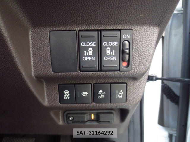 Honda FREED 2023-09 8829199-6
