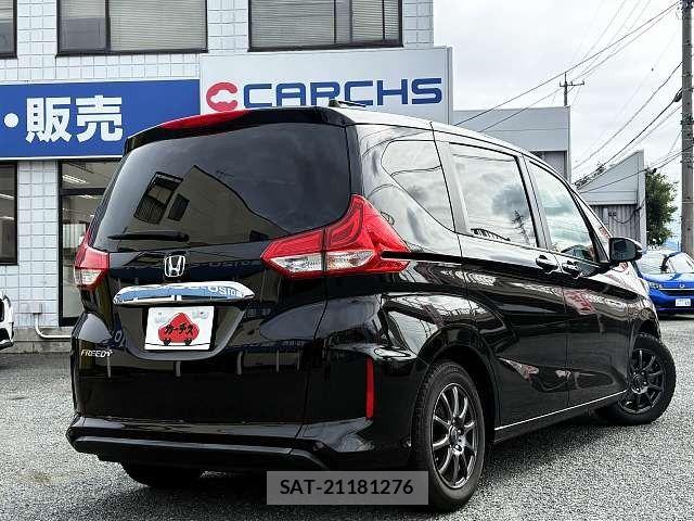 Honda FREED 2022-05 8829200-2