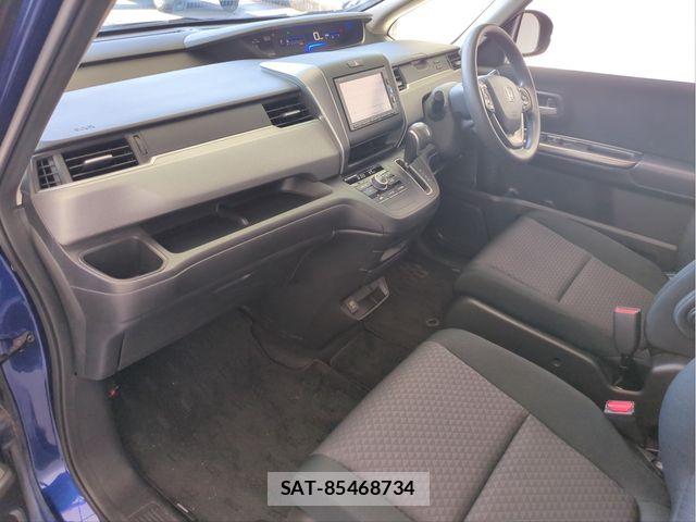 Honda FREED 2017-08 8879896-2