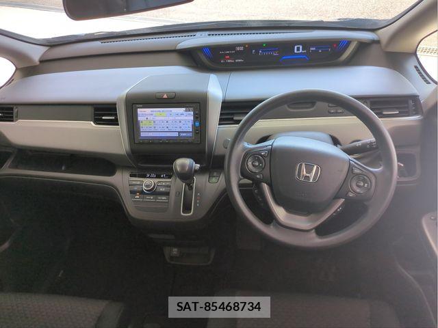 Honda FREED 2017-08 8879896-7