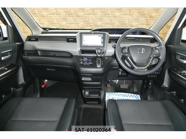 Honda FREED 2017-10 8562016-2