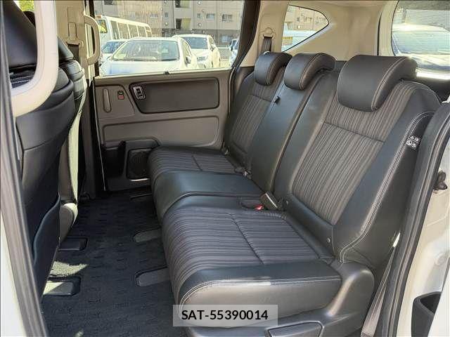 Honda FREED 2016-10 1472564-9