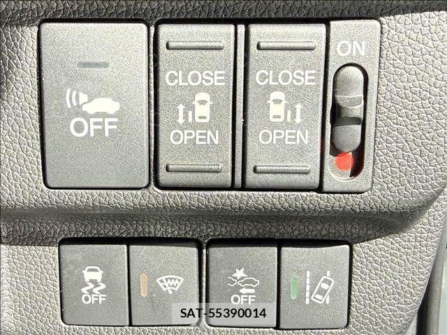 Honda FREED 2016-10 1472564-3