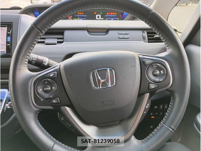 Honda FREED 2018-02 2009215-11