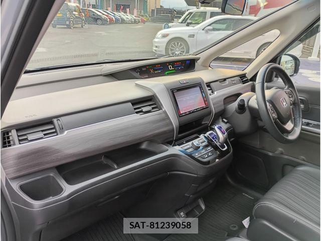 Honda FREED 2018-02 2009215-12