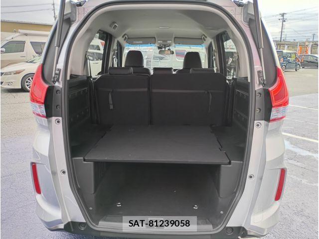 Honda FREED 2018-02 2009215-16