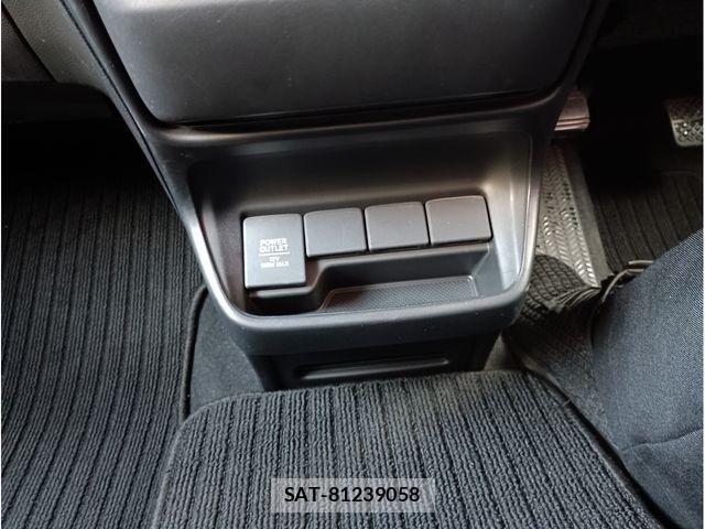 Honda FREED 2018-02 2009215-17