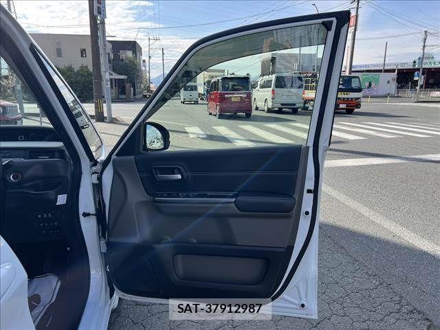 Honda FREED 2017-03 4420824-11
