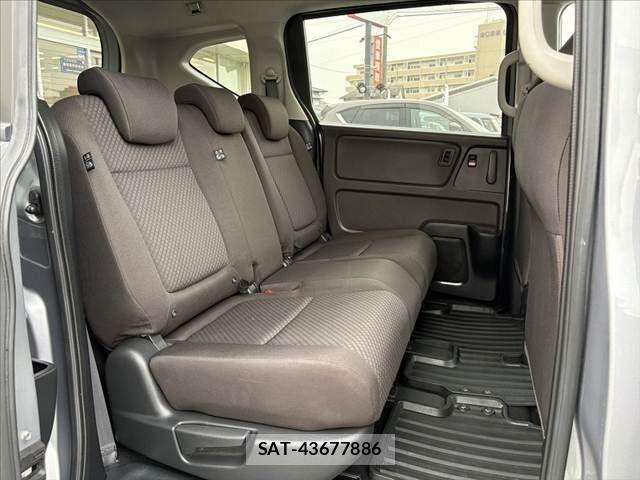 Honda FREED 2023-05 4943543-17
