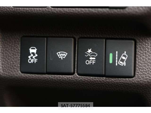 Honda FREED 2022-12 5868245-19