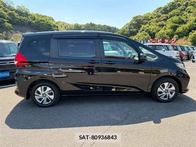 Honda FREED 2023-02 6905680-9