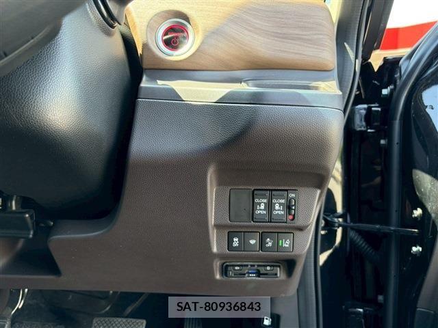 Honda FREED 2023-02 6905680-29