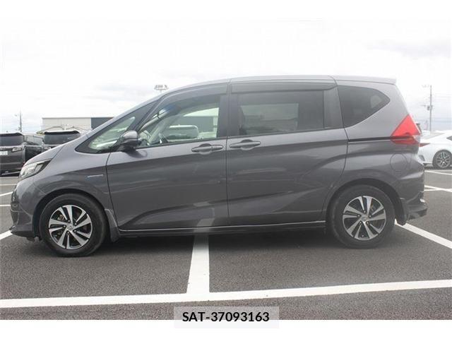 Honda FREED 2017-04 7218962-9