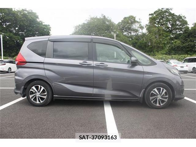 Honda FREED 2017-04 7218962-7