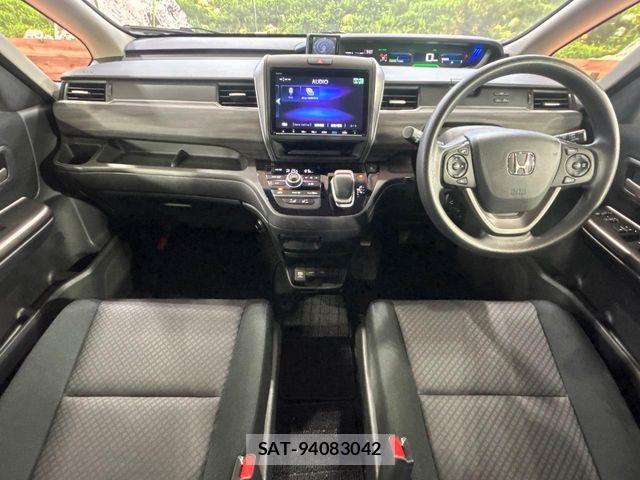 Honda FREED 2023-04 7218971-1