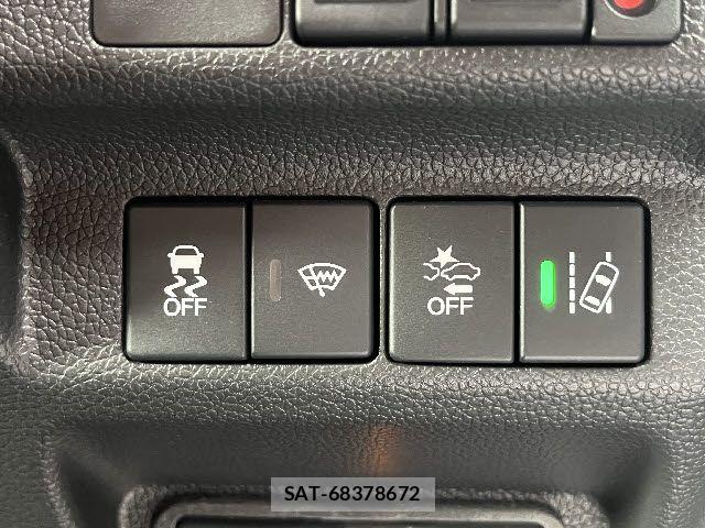 Honda FREED 2023-11 7271949-16