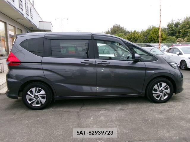 Honda FREED 2018-09 7271956-3