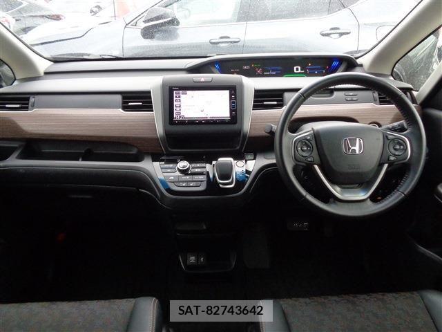 Honda FREED 2022-03 7454523-12