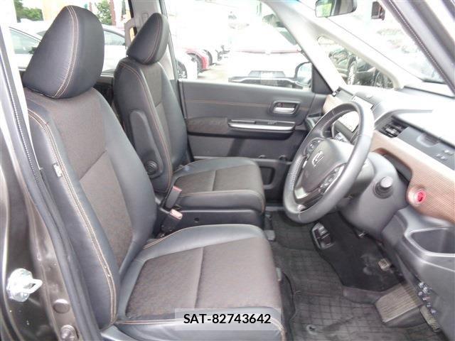 Honda FREED 2022-03 7454523-14