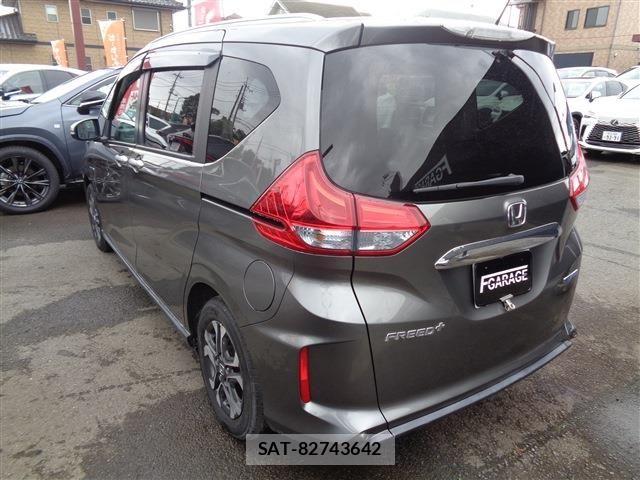 Honda FREED 2022-03 7454523-5