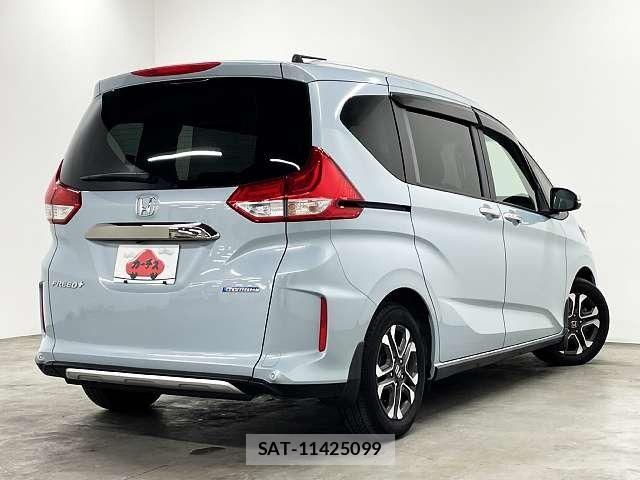 Honda FREED 2022-11 7979313-2