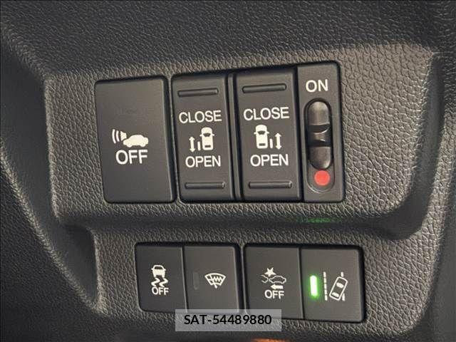 Honda FREED 2018-06 8073850-3