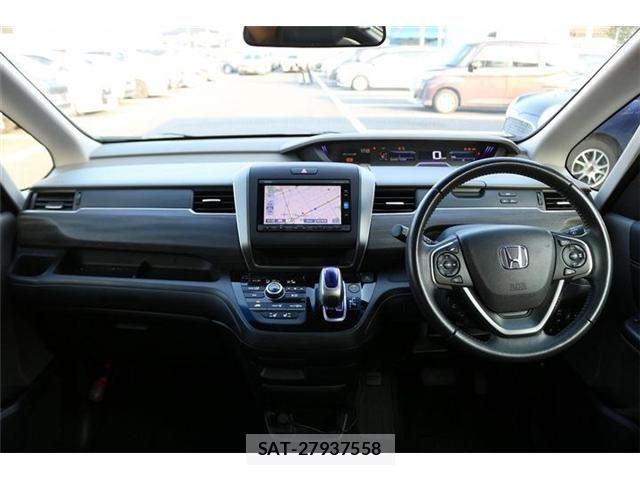 Honda FREED 2016-11 8130292-16
