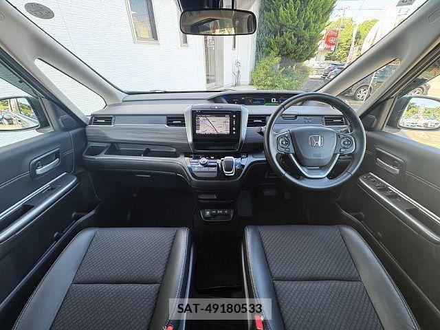 Honda FREED 2021-03 8207644-1
