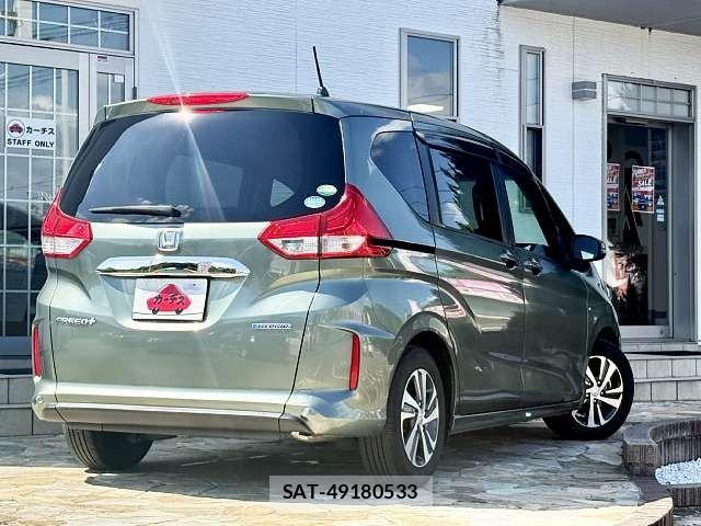 Honda FREED 2021-03 8207644-2