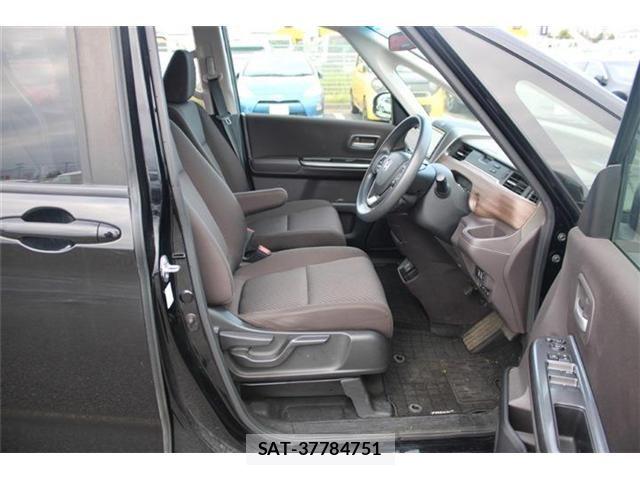 Honda FREED 2020-04 8335954-26