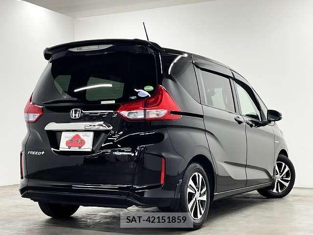Honda FREED 2018-06 8659238-2