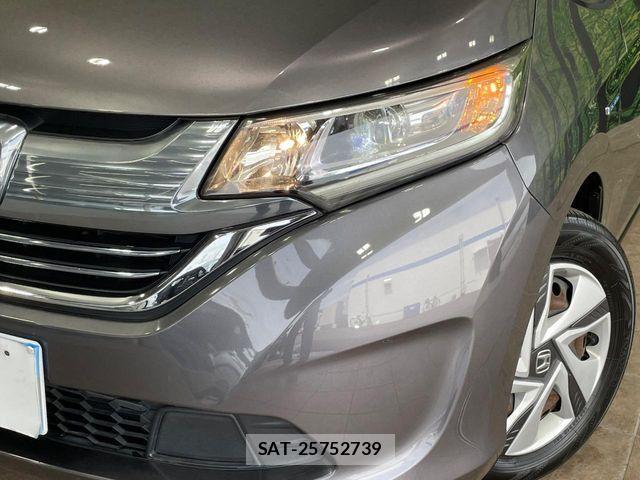 Honda FREED 2016-11 8685597-11