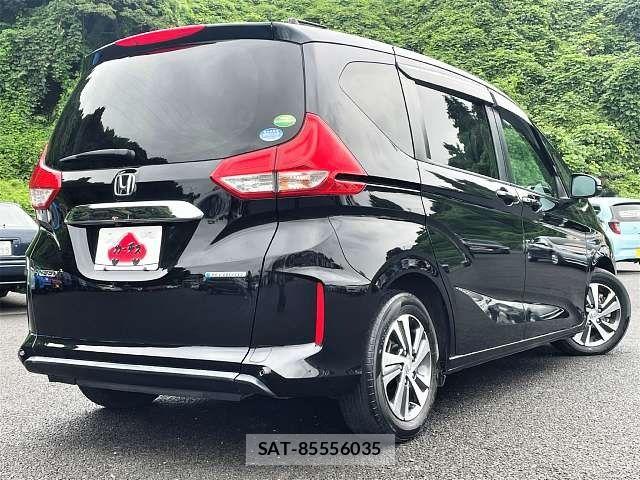 Honda FREED 2021-03 8829202-2
