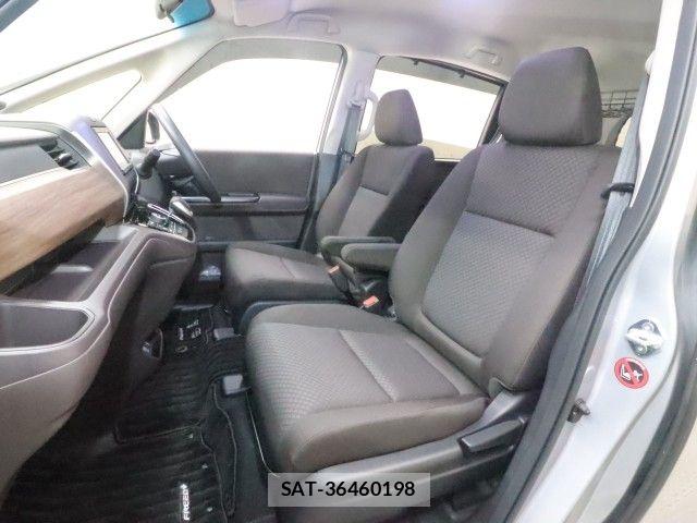 Honda FREED 2020-11 8829201-6