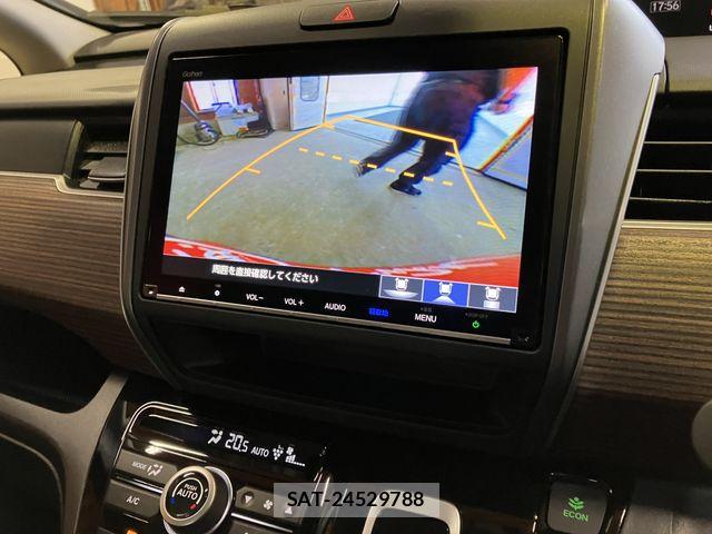 Honda FREED 2022-03 8207647-7