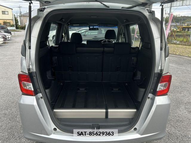 Honda FREED SPIKE 2012-01 504913-13