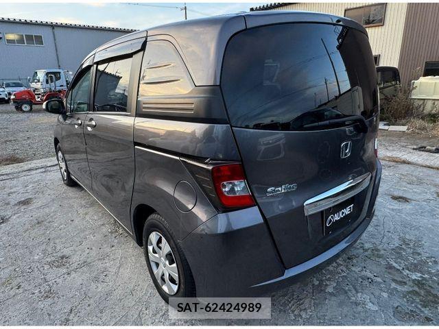 Honda FREED SPIKE 2013-04 2319470-23