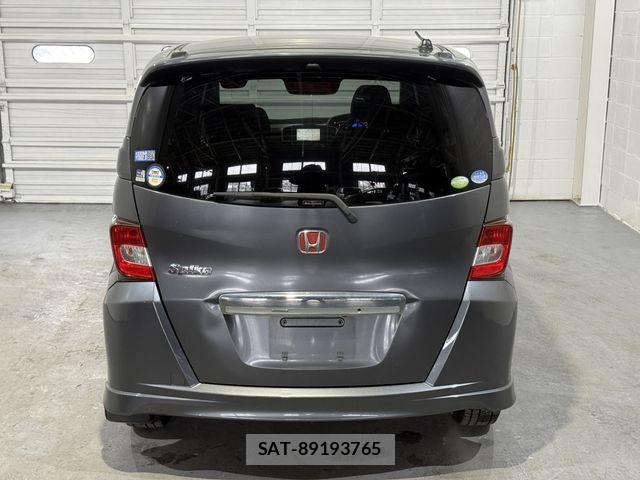 Honda FREED SPIKE 2010-08 3065305-3