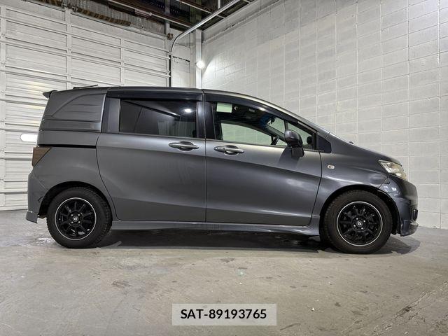 Honda FREED SPIKE 2010-08 3065305-5