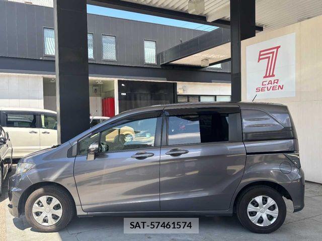 Honda FREED SPIKE 2016-02 6682672-24