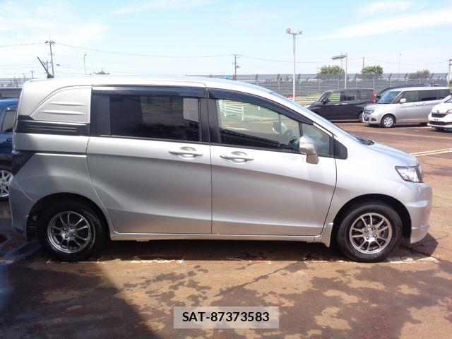 Honda FREED SPIKE 2015-07 7250910-4