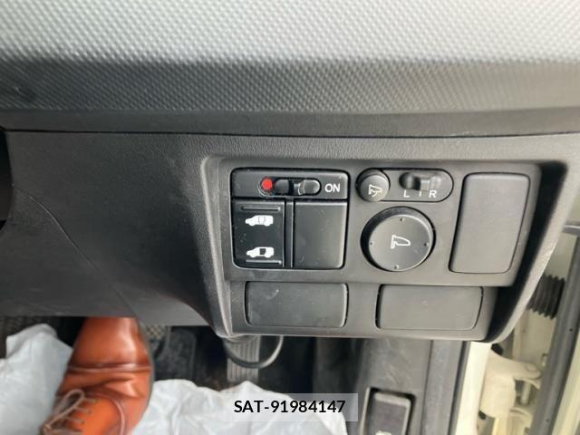 Honda FREED SPIKE 2011-09 7327227-9