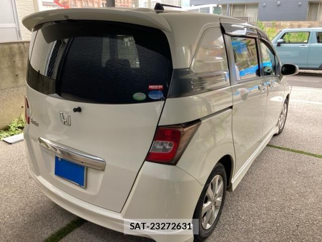 Honda FREED SPIKE 2011-08 7327230-3