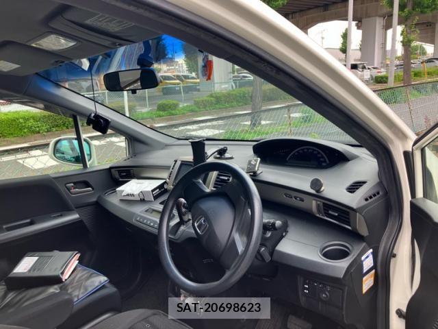 Honda FREED SPIKE 2011-06 7357886-12