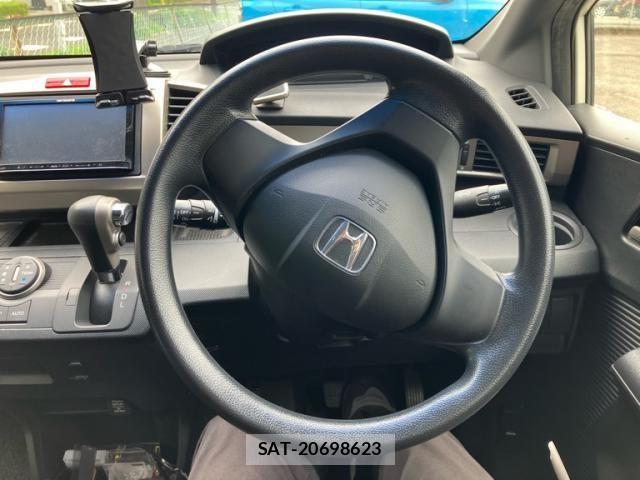 Honda FREED SPIKE 2011-06 7357886-13