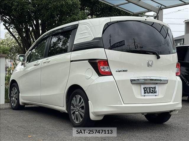 Honda FREED SPIKE 2012-09 7616752-9