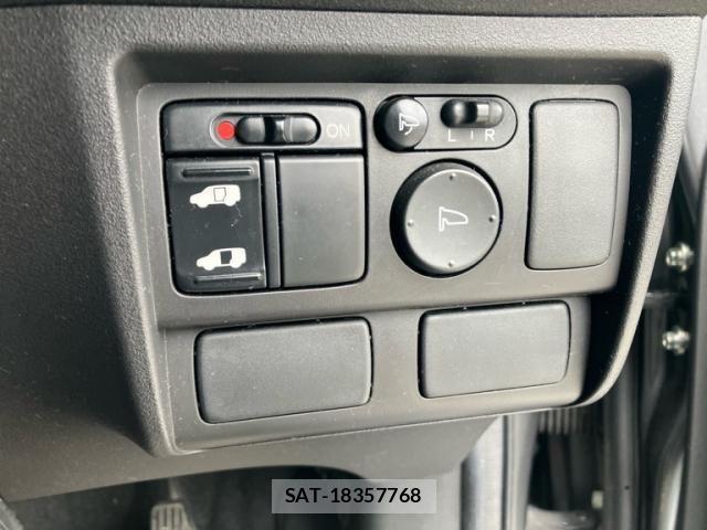 Honda FREED SPIKE 2010-11 7723626-9