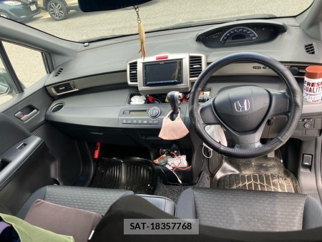 Honda FREED SPIKE 2010-11 7723626-7