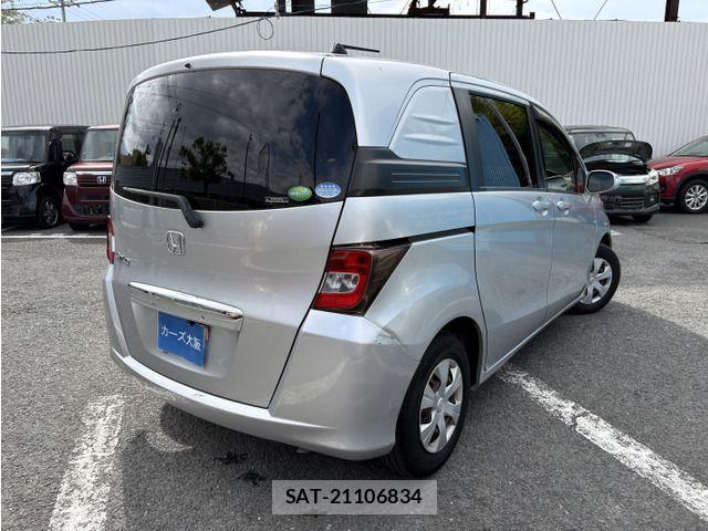 Honda FREED SPIKE 2013-05 7723625-2